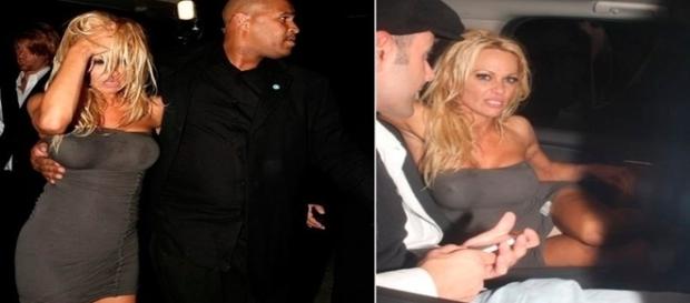 Pamela Anderson acabou sendo fotografada em um momento inoportuno Pamela Anderson acabou sendo fotografada em um momento inoportuno