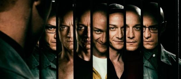 Todo lo que significa la gran sorpresa de Shyamalan en 'Split' - hipertextual.com Todo lo que significa la gran sorpresa de Shyamalan en 'Split' - hipertextual.com