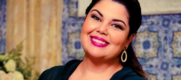 A atriz e humorista Fabiana Karla se lança como cantora A atriz e humorista Fabiana Karla se lança como cantora