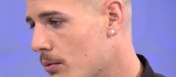 MYHYV: Christian pretendiendo a Marta MYHYV: Christian pretendiendo a Marta