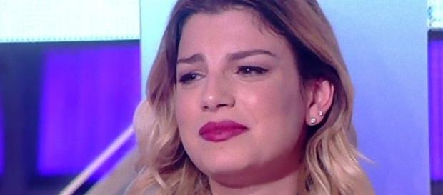 Grave lutto per la cantante Emma Marrone. Grave lutto per la cantante Emma Marrone.
