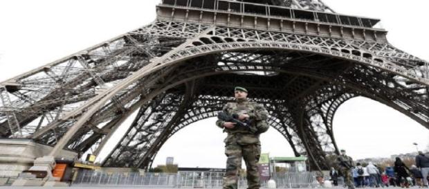 Militaire de l'opération Sentinelle Militaire de l'opération Sentinelle