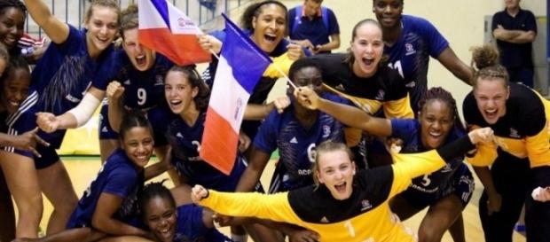 Roxanne Frank et l'équipe de France vainqueur de l'Euro Roxanne Frank et l'équipe de France vainqueur de l'Euro