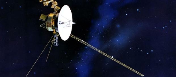 Voyagers exploring space | NASA/JPL | Wikimedia Voyagers exploring space | NASA/JPL | Wikimedia