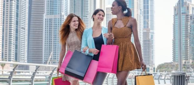 Where To Go Shopping in Dubai for Your Next Trip | Image via Dubai Mall | Flickr Where To Go Shopping in Dubai for Your Next Trip | Image via Dubai Mall | Flickr