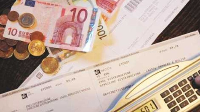 La legge per dichiarare illegali i maxi conguagli per le bollette arriva alla Camera