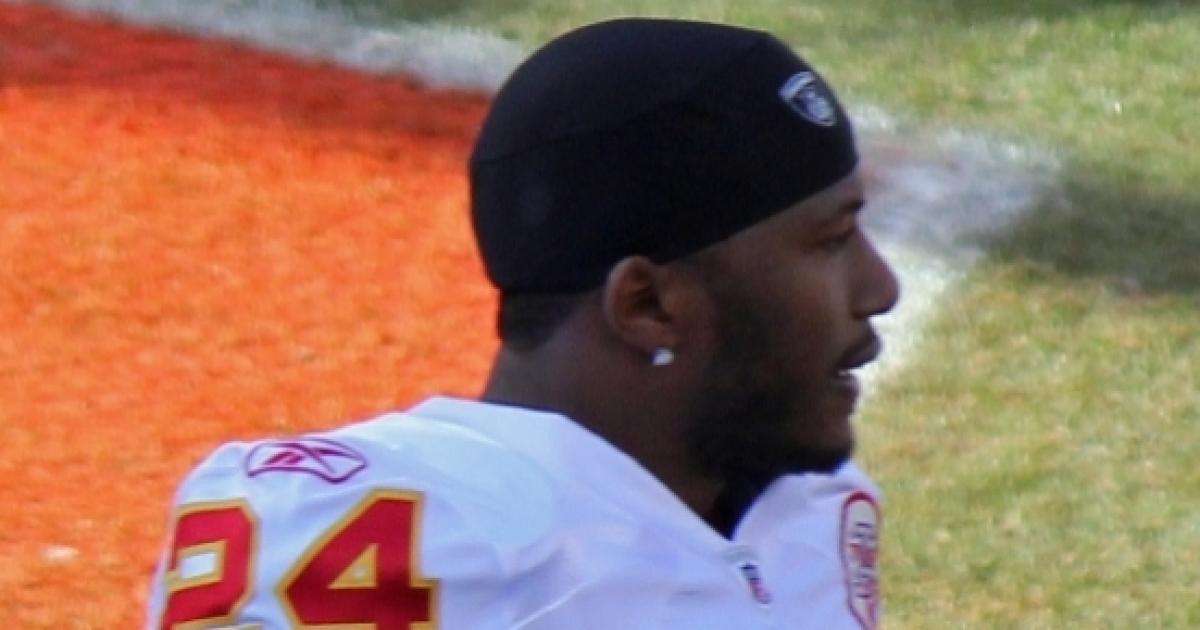 One Brandon retires, another wants back in the NFL