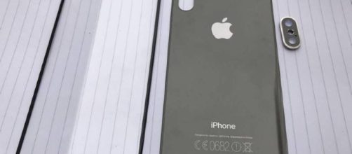 iPhone 8: Full Details, Photos, Coming this Fall - macrumors.com