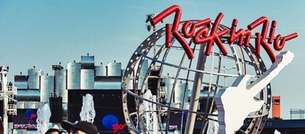 Começa hoje (08/08/2017) às 19h as vendas de ingresso para o Rock In Rio. Saiba mais. Começa hoje (08/08/2017) às 19h as vendas de ingresso para o Rock In Rio. Saiba mais.