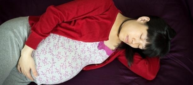 Sleeping positions during pregnancy. Credit : Pedro Serapio via https://pixabay.com Sleeping positions during pregnancy. Credit : Pedro Serapio via https://pixabay.com