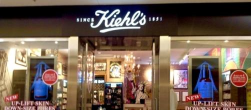 Kiehl's store / Photo via Mike Mozart, Flickr
