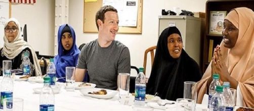 Facebook founder Mark Zuckerberg with some Somali refugees / Phot via Mark Zuckerberg , Instagram