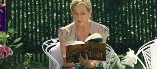 J.K. Rowling is making considerable amounts of money with her books (Image: White House)