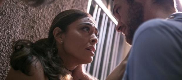 “A Força do Querer”: Bibi vira fugitiva e é caçada pela polícia. “A Força do Querer”: Bibi vira fugitiva e é caçada pela polícia.