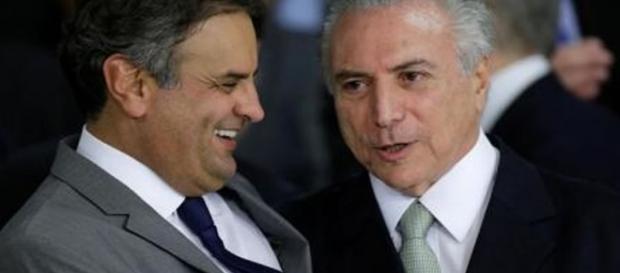 Aécio e a favor da manutenção na base aliada Aécio e a favor da manutenção na base aliada