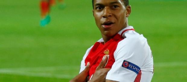 Les quatre clubs préférés de Mbappé... - football.fr Les quatre clubs préférés de Mbappé... - football.fr