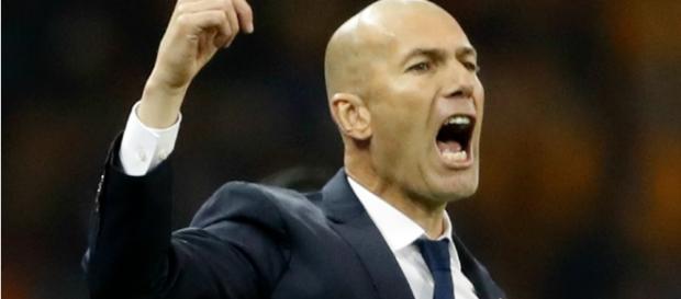 Zizou, le magicien - Football - Sports.fr - sports.fr Zizou, le magicien - Football - Sports.fr - sports.fr