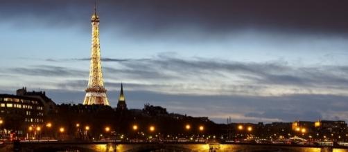 A man acting suspiciously caused the Eiffel Tower and Eurostar terminal in Paris to be evacuated [Image: Pixabay/CC0]