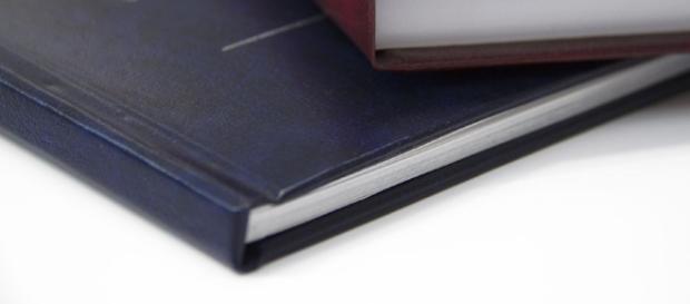 Copertine tesi di laurea: modelli, colori e prezzi – tgprintblog - wordpress.com Copertine tesi di laurea: modelli, colori e prezzi – tgprintblog - wordpress.com