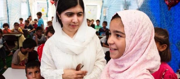 Malala visitará diferentes ciudades del mundo en el marco de su Girl Power Trip, antes de empezar sus estudios en la Universidad de Oxford. Malala visitará diferentes ciudades del mundo en el marco de su Girl Power Trip, antes de empezar sus estudios en la Universidad de Oxford.