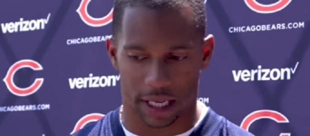 Victor Cruz signed a one-year deal worth $2 million with the Bears -- Chicago Bears via YouTube Victor Cruz signed a one-year deal worth $2 million with the Bears -- Chicago Bears via YouTube