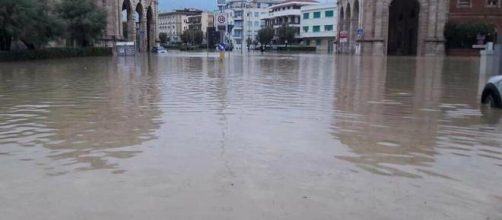 https://www.ilgiunco.net/2017/09/10/maltempo-cinque-morti-a-livorno-lallerta-prosegue-anche-in-maremma/