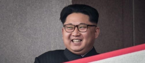 Il leader Kim Jong-un ha elogiato gli scienziati che lavorano al programma nucleare nordcoreano