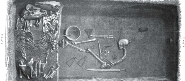 Los investigadores hallan en Suecia una tumba con los restos de una mujer vikinga guerrera Los investigadores hallan en Suecia una tumba con los restos de una mujer vikinga guerrera