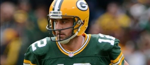 Aaron Rodgers was clutch down the stretch for the Packers today against the Seahawks. [Image via Wiki Commons]