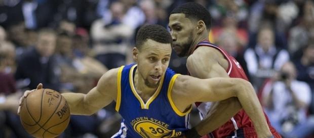 Golden State Warriors guard Stephen Curry dribbles the ball. Image Credit: Keith Allison, Flickr -- CC BY-SA 2.0 Golden State Warriors guard Stephen Curry dribbles the ball. Image Credit: Keith Allison, Flickr -- CC BY-SA 2.0
