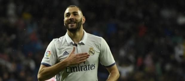 Karim Benzema est devenu quasiment intransférable pour le Real Madrid ... - eurosport.fr Karim Benzema est devenu quasiment intransférable pour le Real Madrid ... - eurosport.fr