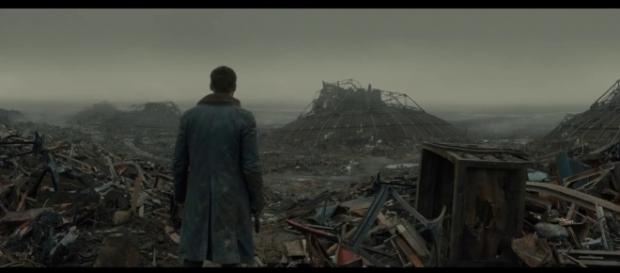 LAPD Officer K (Ryan Gosling) stumbles onto a secret in 'Blade Runner 2049.' / Image - Deadline | Hollywood LAPD Officer K (Ryan Gosling) stumbles onto a secret in 'Blade Runner 2049.' / Image - Deadline | Hollywood