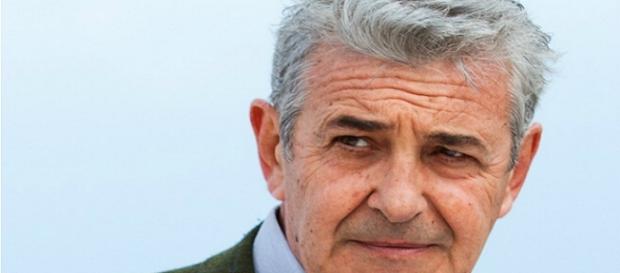 Un posto al sole, trame dal 18 al 22 settembre: Renato aiuta Franco? Un posto al sole, trame dal 18 al 22 settembre: Renato aiuta Franco?