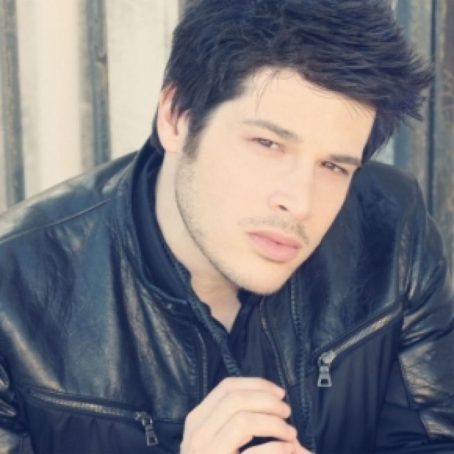 Josh Sabarra is a TV producer and a bestselling author. / Photo via Kate sZatmari, Kate sZatmari Photography, used with permission.
