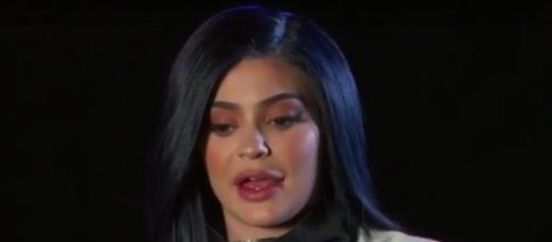 It was speculated that Kylie and Scott broke up. Image[E! Entertainment-YouTube]