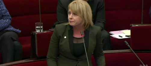 Rachel Carling Jenkins, parlamentare australiana, ha raccontato alla Camera di aver denunciato il marito pedofilo. Foto: Facebook.
