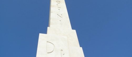 Roma, scritta 'Mussolini Dux' sull'obelisco va eliminata: proposta di Fiano