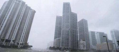 Uragano Irma si rafforza e arriva in Florida: tre morti - ilfattoquotidiano.it