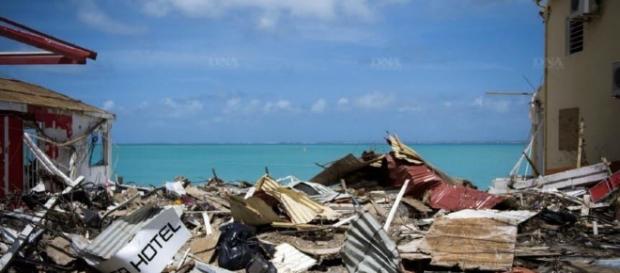 A la Une | Ouragan Irma : Emmanuel Macron est sur place - dna.fr A la Une | Ouragan Irma : Emmanuel Macron est sur place - dna.fr
