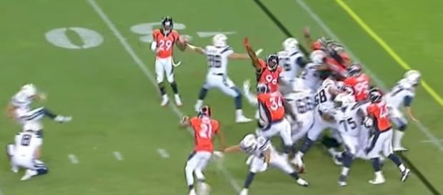 A last-second field goal missed the mark and the Broncos held on for a 24-21 win over the Chargers Monday night. [Image via NFL/YouTUbe A last-second field goal missed the mark and the Broncos held on for a 24-21 win over the Chargers Monday night. [Image via NFL/YouTUbe