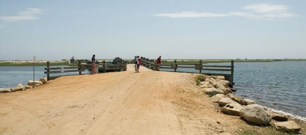 Chappaquiddick Bridge (Arwcheek wikimedia commons) Chappaquiddick Bridge (Arwcheek wikimedia commons)