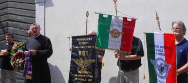 I neri che dovevano intonare Bella Ciao non erano assolutamente fascisti I neri che dovevano intonare Bella Ciao non erano assolutamente fascisti