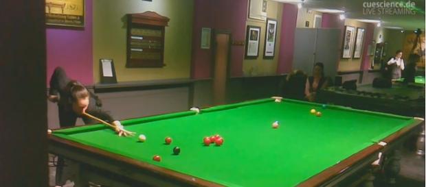 Reanne Evans in play at Northern Snooker Centre Leeds Reanne Evans in play at Northern Snooker Centre Leeds