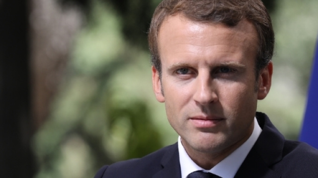 Irma: Macron au chevet de St-Martin et St-Barthélemy, dévastées ... - publicsenat.fr