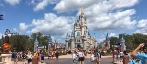 Magic Kingdom Reopens after Hurricane Irma - Live Stream - 9-12-17 - Walt Disney World Image - ResortTV1 | YouTube