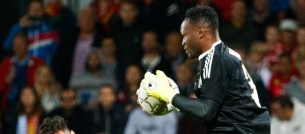 L'OM devra faire sans Mandanda en Europa Ligue - Football - Sports.fr - sports.fr L'OM devra faire sans Mandanda en Europa Ligue - Football - Sports.fr - sports.fr
