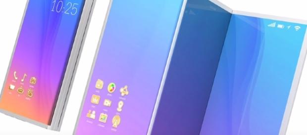 Samsung Flexible/Foldable Smartphone - Youtube/Steal My Gadgets Channel Samsung Flexible/Foldable Smartphone - Youtube/Steal My Gadgets Channel