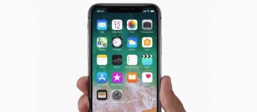 Apple iPhone X ha un display più ottimizzato di qualunque smartphone Android?