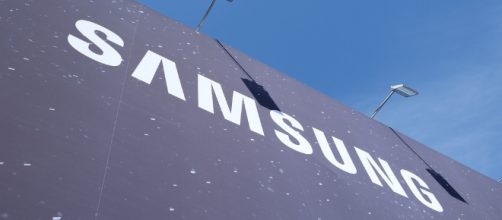 Samsung's mid-range handsets could soon include 11 nm chipsets / Photo via DennisM2, Flickr