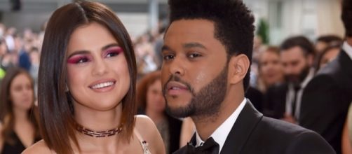 Selena Gomez starts living together with The Weeknd at NYC.- Youtube/Hollyscoop
